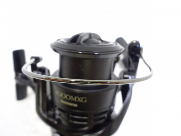 １７エクスセンス ’４０００ＭＸＧ